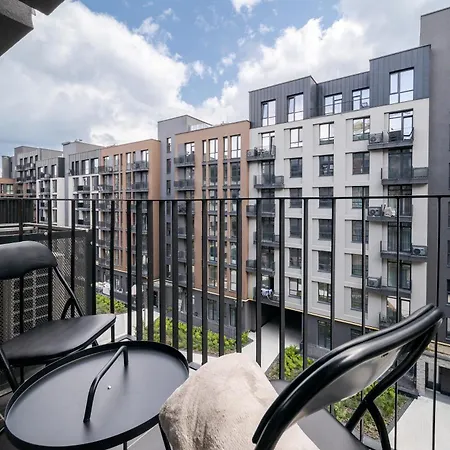 Prime Rest Ξενοδοχείο με διαμερίσματα Λβιβ